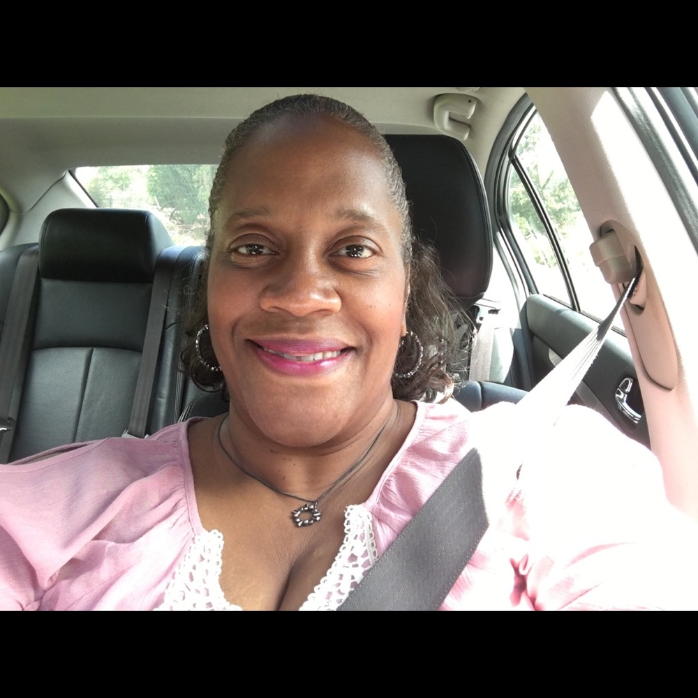 Meet your Posher, Edna